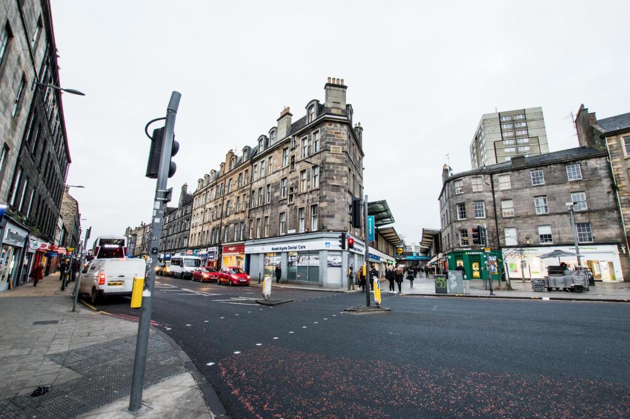 Edinburgh City Centre Hamza Apartment Exteriör bild